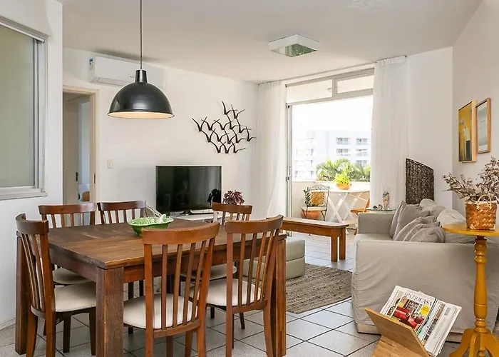 Apartamento 3 Quartos +2 Garagens+2 Banheiros A 40M Da Praia Dos Ingleses/Florianopolis